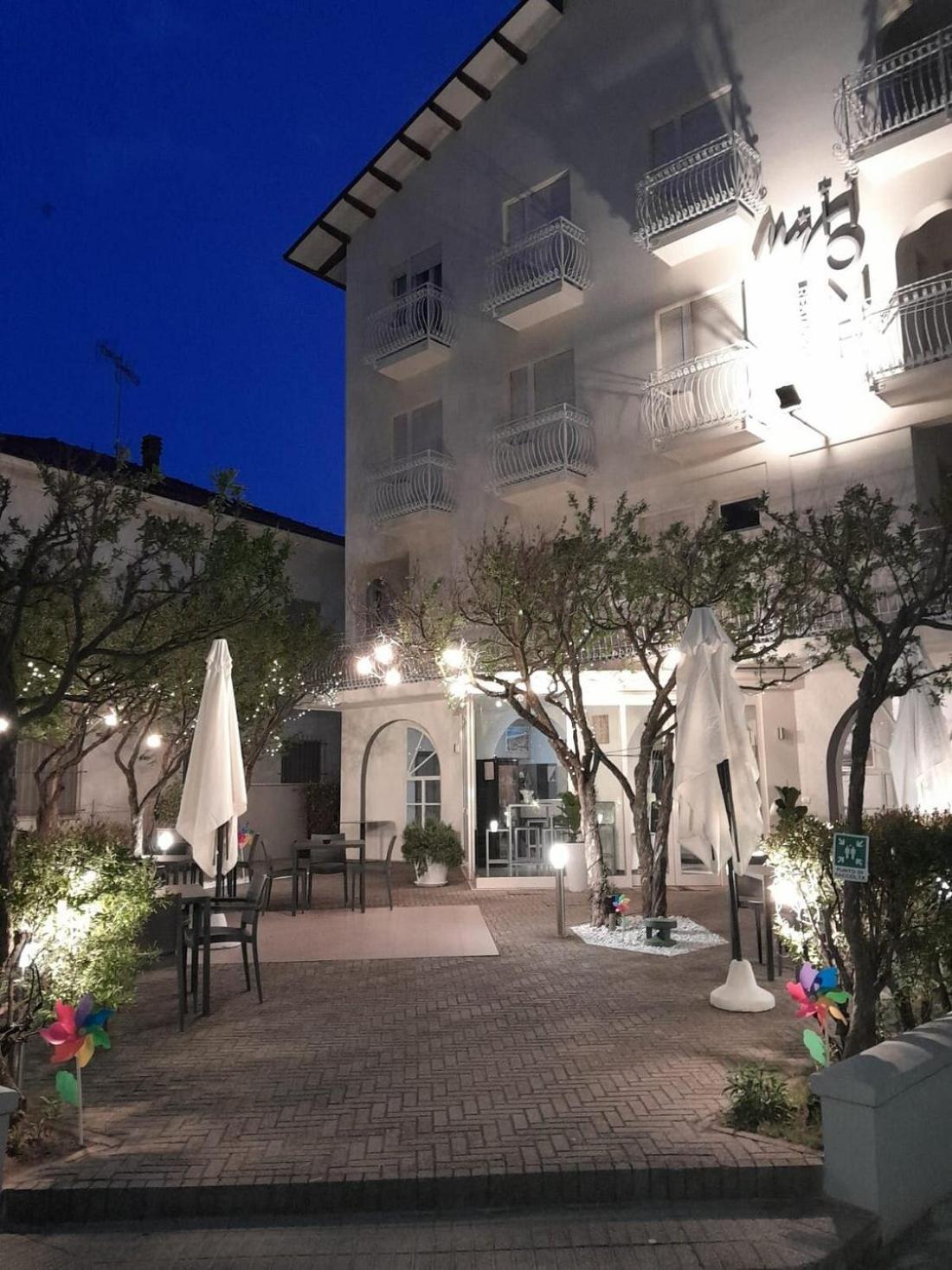 Hotel My